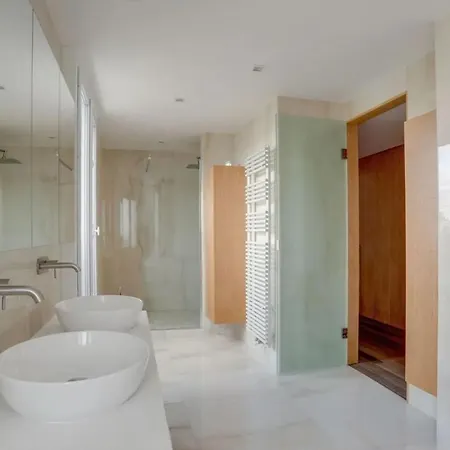 Appartamento Luxurious 3 Bd Apt Paris *
